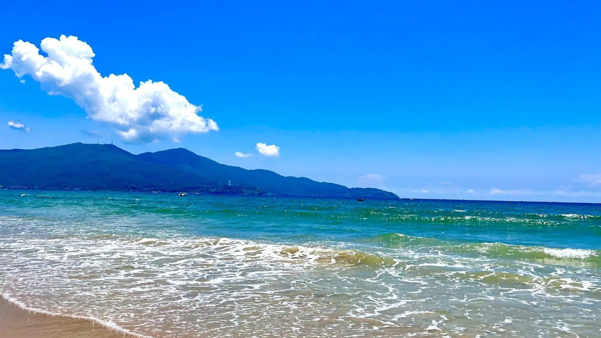 Sea Castle Hotel Da Nang