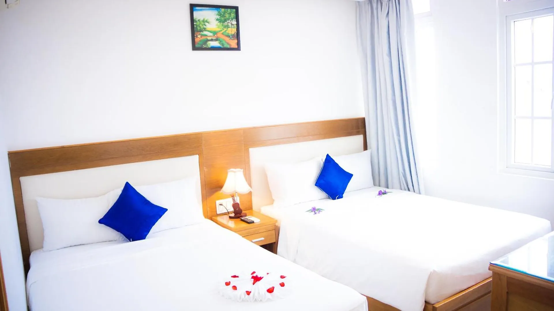 ***  Sea Castle Hotel Da Nang Vietnam